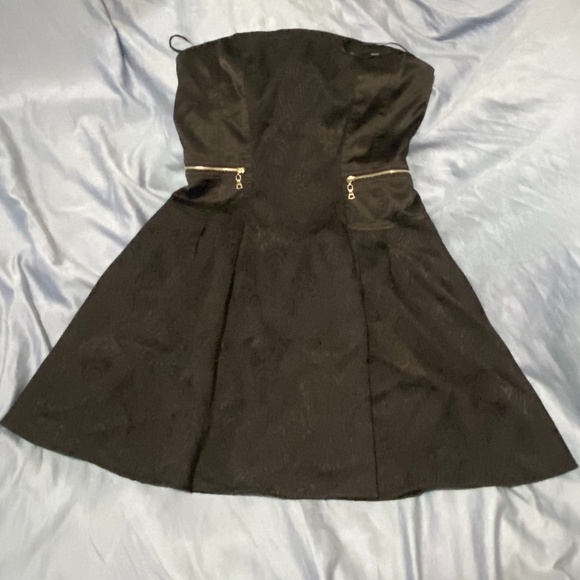 Forever 21 Paisley and Satin Mini Dress - Picture 8 of 12